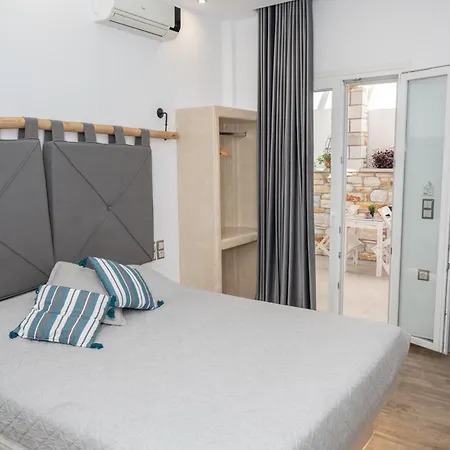Katerina Roza - Heartfelt Hospitality In The מלון דירות 4*
