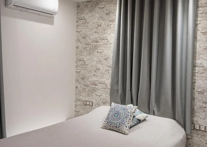 Katerina Roza - Heartfelt Hospitality In The Naxos City