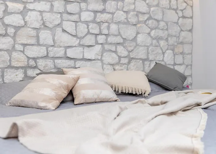 Katerina Roza - Heartfelt Hospitality In The Ξενοδοχείο με διαμερίσματα 4*