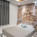 Katerina Roza - Heartfelt Hospitality In The 4*