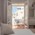 Katerina Roza - Heartfelt Hospitality In The