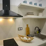 Katerina Roza - Heartfelt Hospitality In The 4*