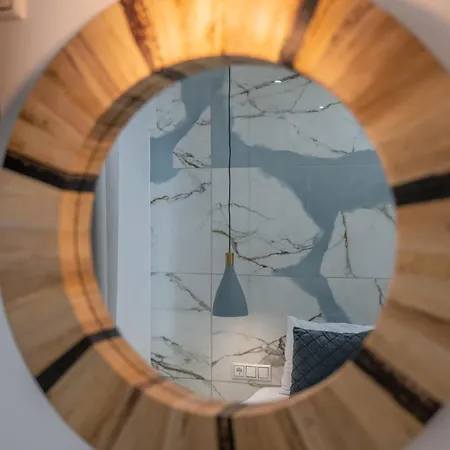 Katerina Roza - Heartfelt Hospitality In The