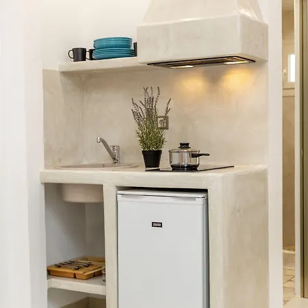 Katerina Roza - Heartfelt Hospitality In The شقة فندقية Naxos City