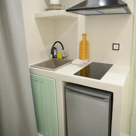 Katerina Roza - Heartfelt Hospitality In The Apartmanhotel 4*