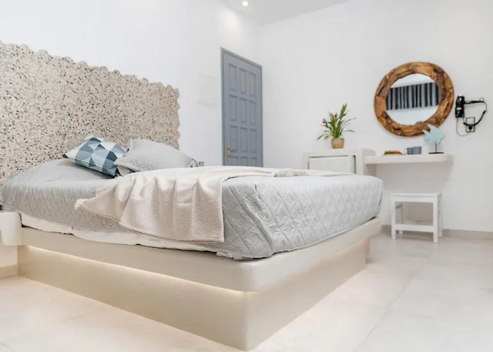 Aparthotel Katerina Roza - Heartfelt Hospitality In The Naxos City