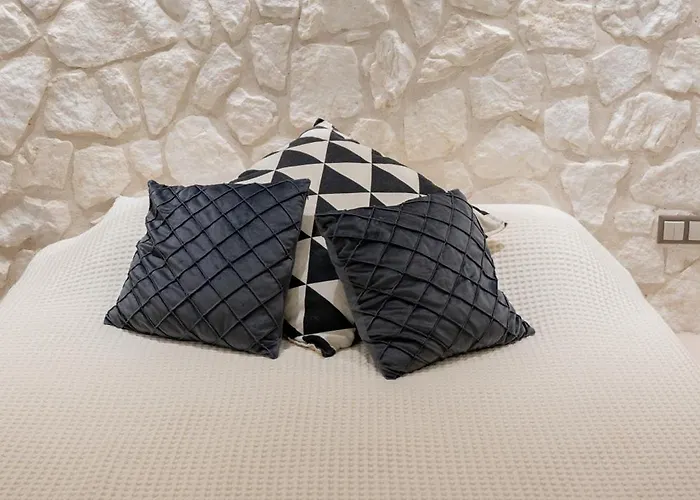 Aparthotel Katerina Roza - Heartfelt Hospitality In The