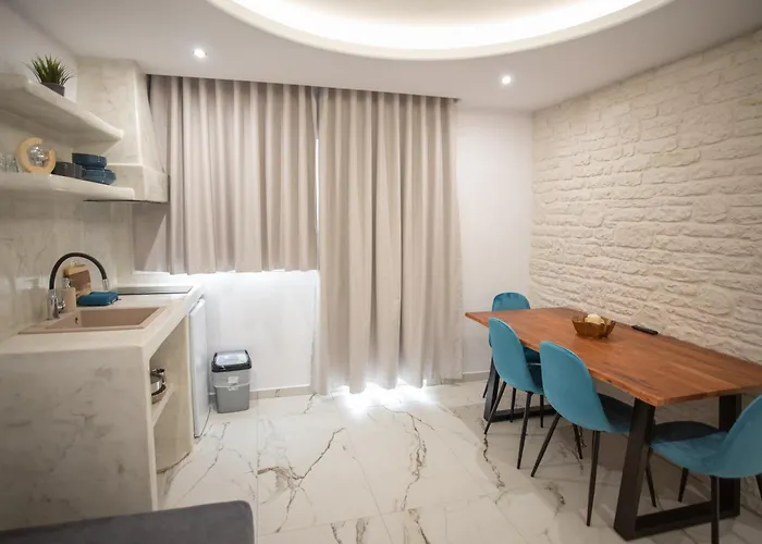 Katerina Roza - Heartfelt Hospitality In The