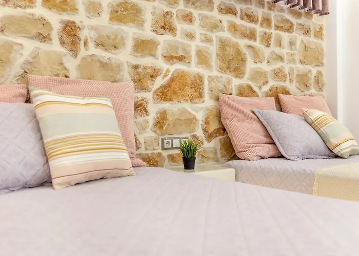 Katerina Roza - Heartfelt Hospitality In The Aparthotel 4*